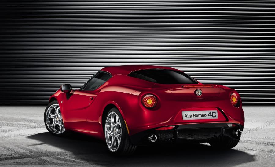  Alfa Romeo 4C (960) 2013 года  (WW) (фото 44 из 77)
